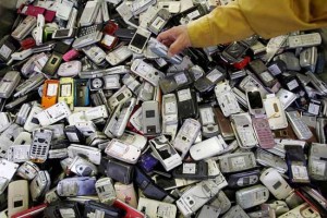 大学生创业团队:O2O收废旧手机中炼黄金 获20万天使投资